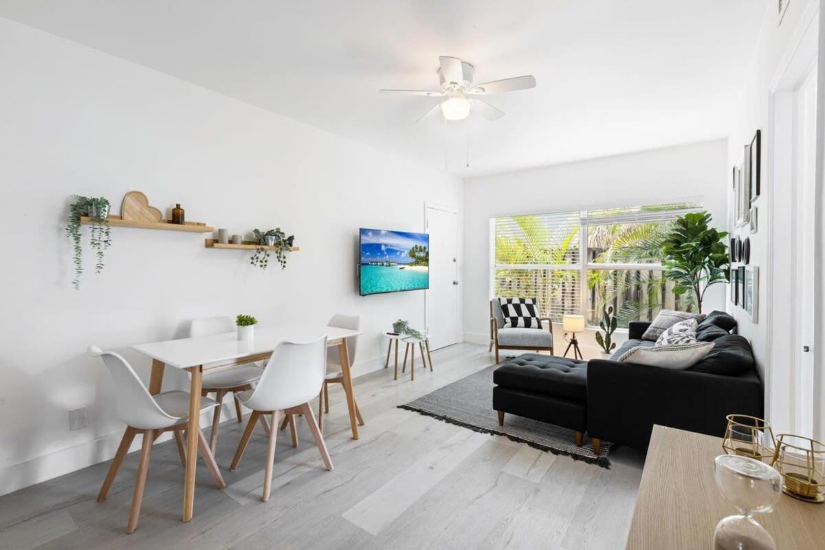 Charming 2 Bedroom Apartment In Victoria Park Форт-Лодердейл Экстерьер фото